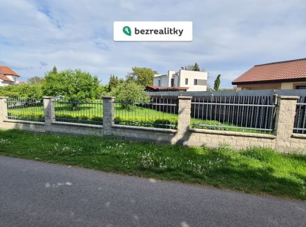 Prodej pozemku pro bydlení, 832 m²