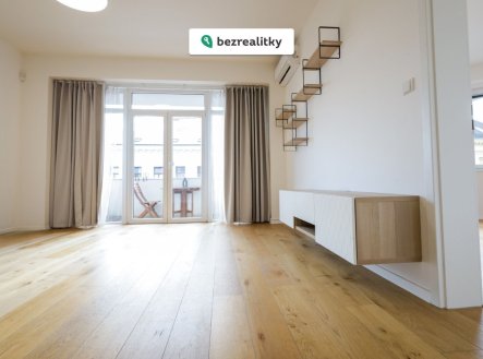 Prodej bytu, 3+kk, 86 m²