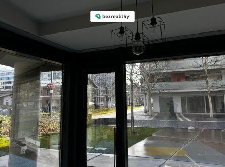 Prodej komerčního objektu, jiný, 58 m²