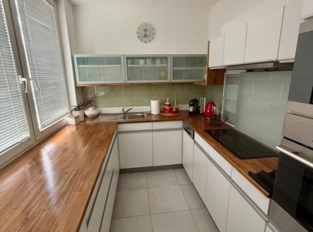 Prodej bytu, 3+1, 76 m²