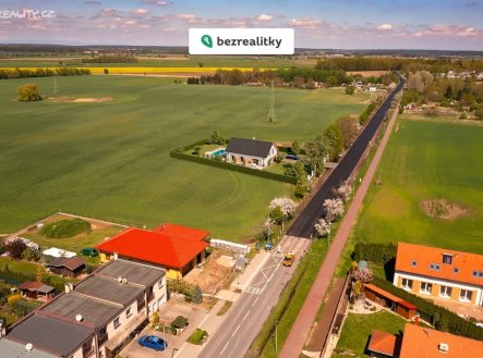 Prodej pozemku pro bydlení, 1 679 m²