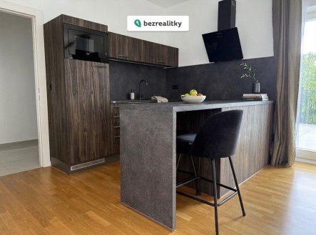 Prodej bytu, 1+kk, 81 m²