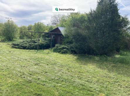 Prodej pozemku pro bydlení, 2 439 m²