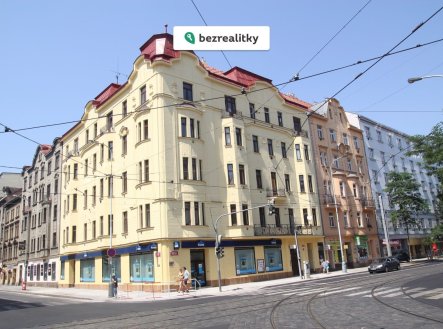 Prodej domu/vily, 1 736 m²