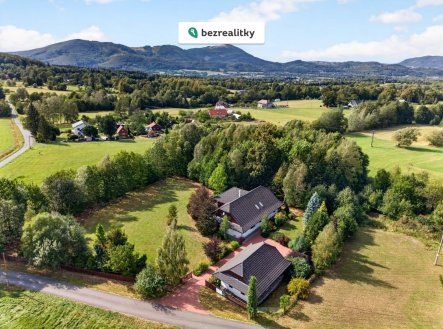 Prodej domu/vily, 297 m²
