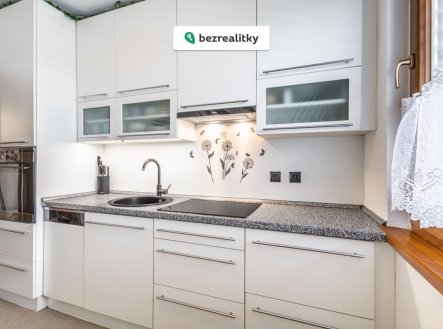 Prodej bytu, 4+1, 70 m²