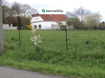 Prodej pozemku pro bydlení, 2 942 m²