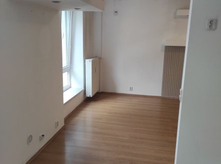 Prodej bytu, 3+kk, 77 m²