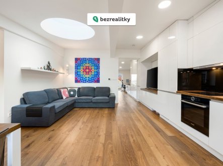 Prodej bytu, 2+kk, 63 m²