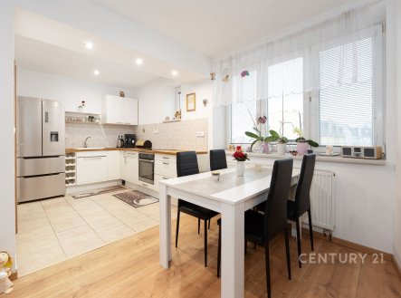 Prodej bytu, 3+kk, 76 m²
