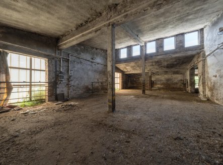 Prodej zemědělského objektu, 1 400 m²