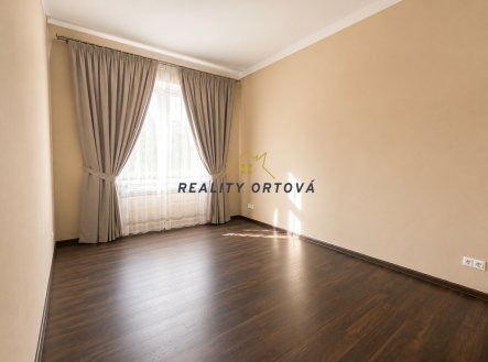 Pronájem bytu, 3+kk, 84 m²