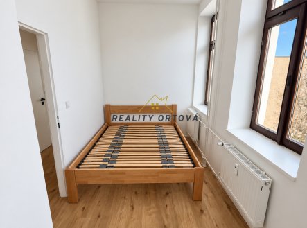 Pronájem bytu, 2+kk, 35 m²