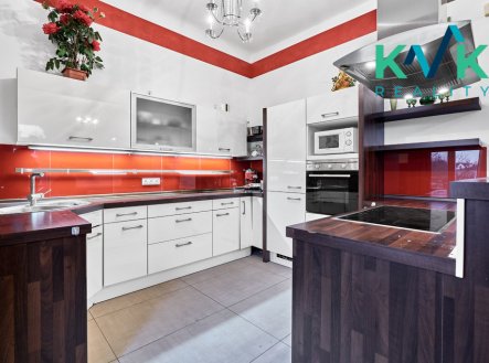 Pronájem bytu, 4+kk, 109 m²