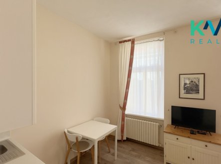 Pronájem bytu, 2+kk, 441 m²