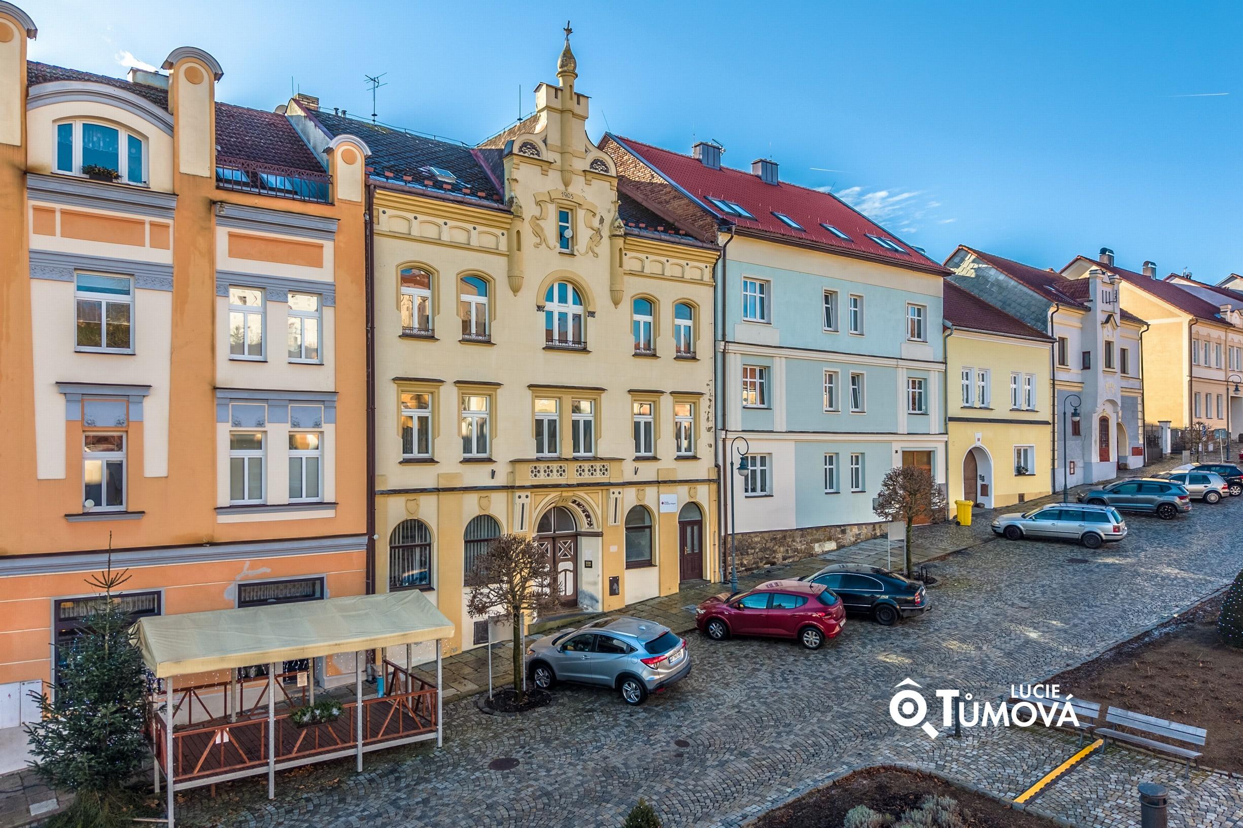Prodej činžovního domu 600 m² s pozemkem 928 m² + terasa + lodžie + balkón