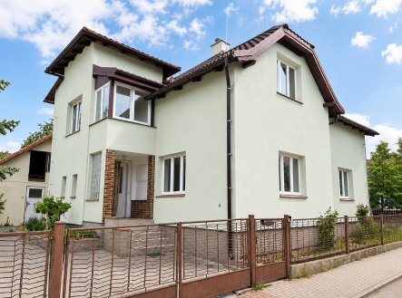 Pronájem bytu, 2+1, 76 m² obrázek