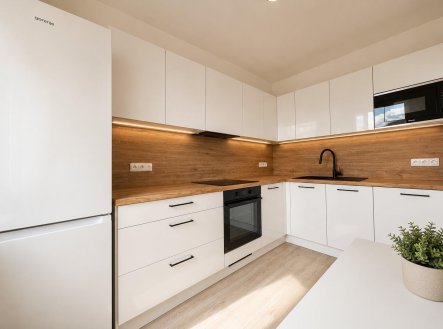 Pronájem bytu, 2+1, 44 m²