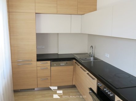 Pronájem bytu, 3+1, 77 m² obrázek