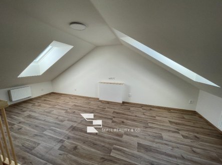 Pronájem bytu, 2+kk, 45 m²