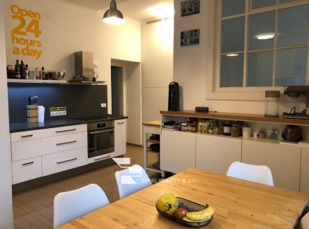 Pronájem bytu, 2+1, 83 m²