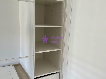 Pronájem bytu, 2+kk, 64 m²