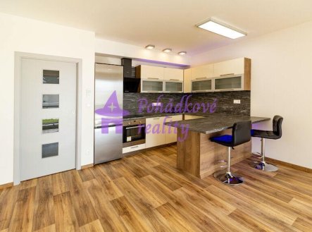 Pronájem bytu, 1+kk, 36 m²