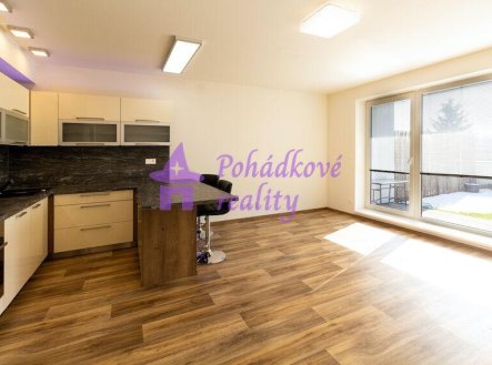Pronájem bytu, 1+kk, 36 m²