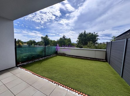 Pronájem bytu, 1+kk, 36 m²