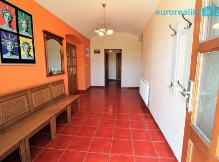 Prodej hotel, 389 m²