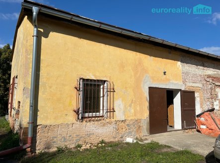Prodej skladu, 300 m²