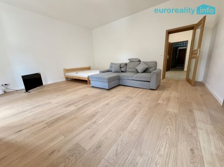 Prodej bytu, 2+1, 66 m²