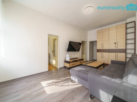 Prodej bytu, 3+1, 98 m²