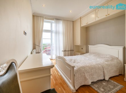 Prodej bytu, 4+kk, 137 m²