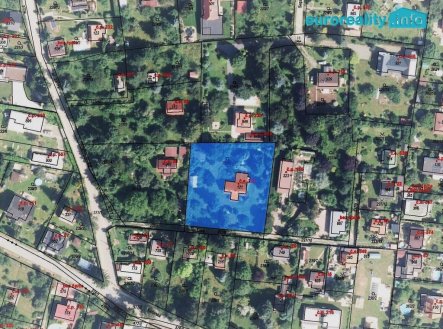 Prodej pozemku pro bydlení, 2 212 m²