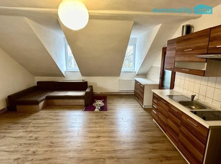Pronájem bytu, 2+kk, 57 m²