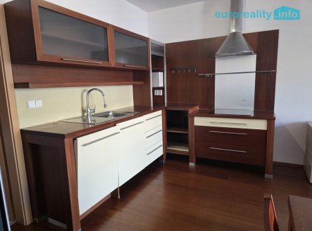 Pronájem bytu, 2+kk, 56 m²