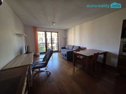 Pronájem bytu, 2+kk, 56 m²