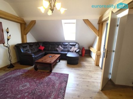 Pronájem bytu, 4+kk, 102 m²