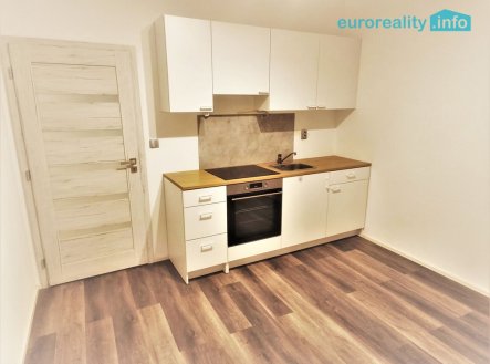 Pronájem bytu, 2+kk, 34 m² obrázek