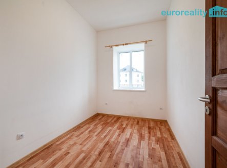 Pronájem bytu, 3+kk, 58 m²