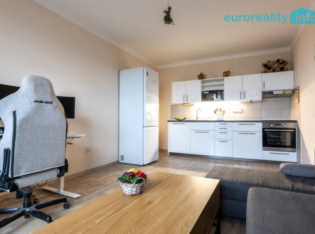 Pronájem bytu, 2+kk, 46 m² obrázek