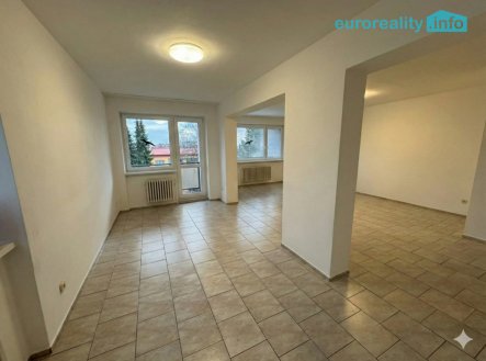 Pronájem bytu, 3+1, 95 m²