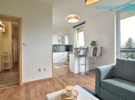 Pronájem bytu, 2+kk, 35 m²