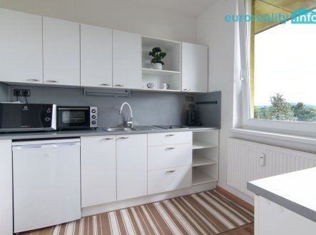 Pronájem bytu, 2+kk, 35 m²