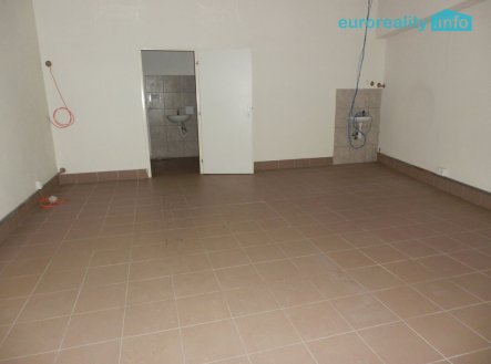 Pronájem obchodní prostory, 38 m²