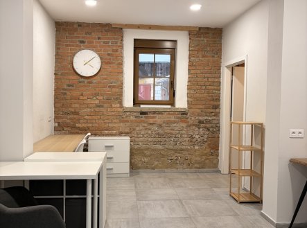 Pronájem kanceláře, 25 m²
