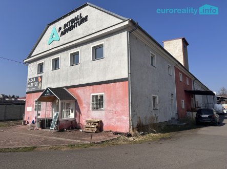 Prodej obchodní prostory, 1 900 m²