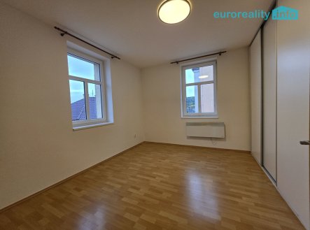 Pronájem bytu, 2+kk, 57 m²