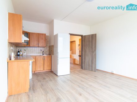 Pronájem bytu, 2+kk, 42 m²